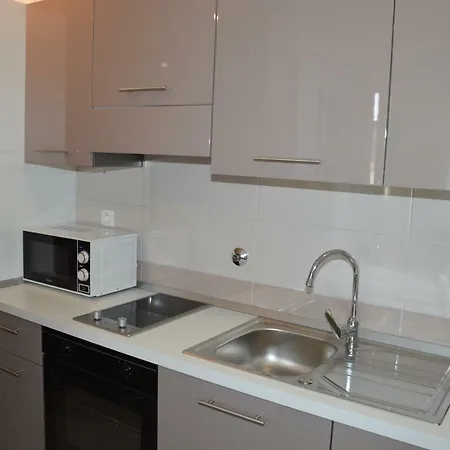 Papedoni Apartment *