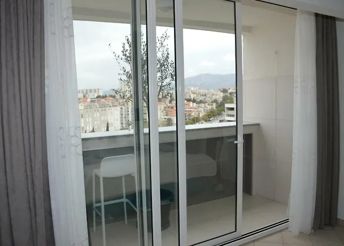 Apartment Papedoni *