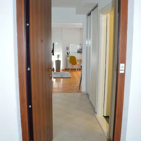 Appartement Papedoni *