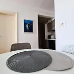 Papedoni *